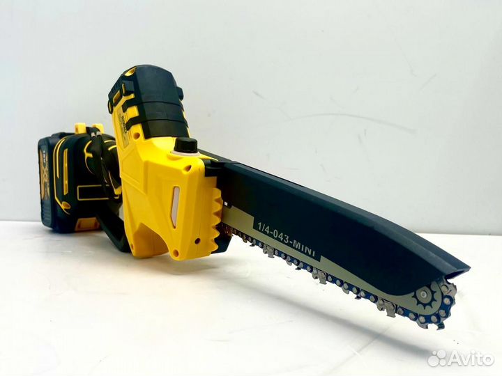 Аккумуляторная цепная пила DeWalt DW3200 (18v; 6.0