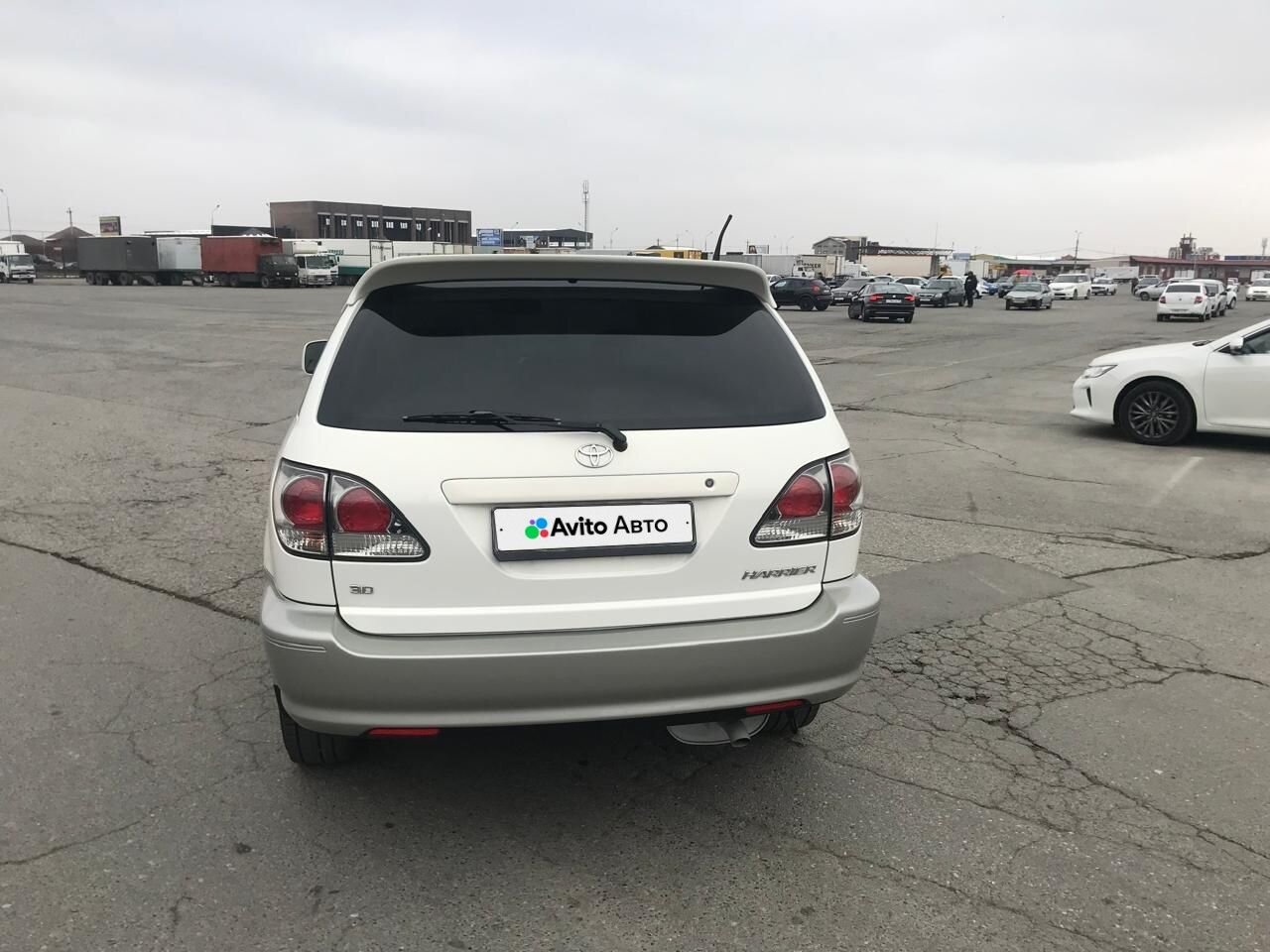Toyota Harrier: фото из отзыва