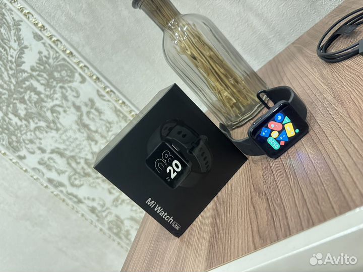 Смарт-часы Xiaomi Mi Watch Lite