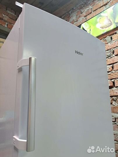 Холодильник/морозильник Haier 160/60/60см