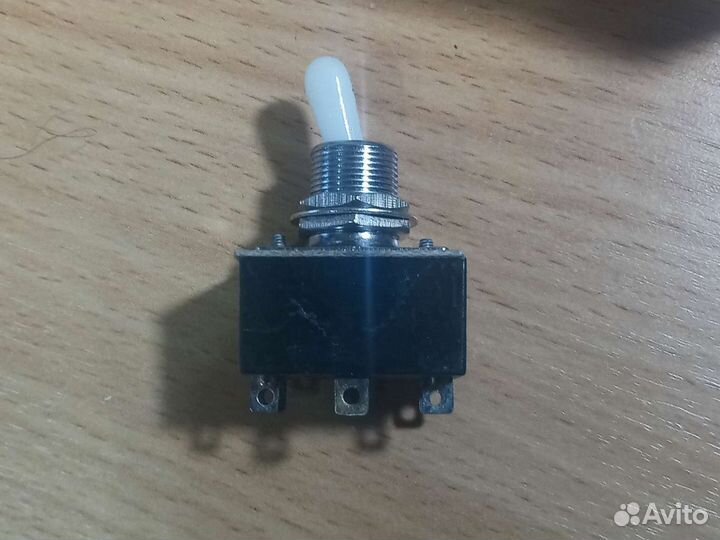 Кнопки, тумблеры, переключатели. СССР и не только