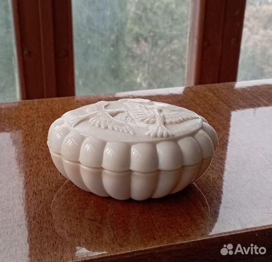 Винтажная шкатулка цветное стекло Чехословакия