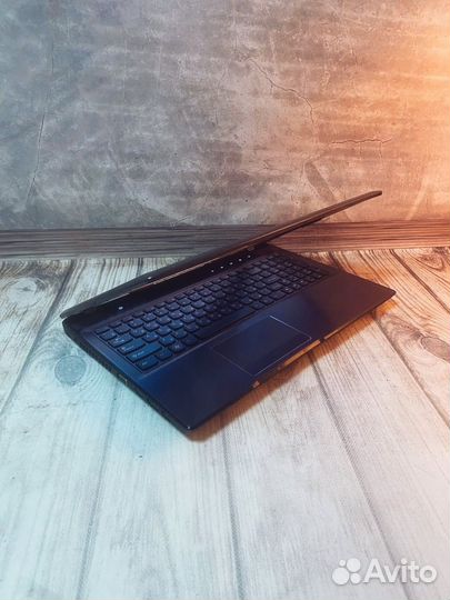Мощный Ноутбук Lenovo / Nvidiа GеFоrcе GT 520m 1gb