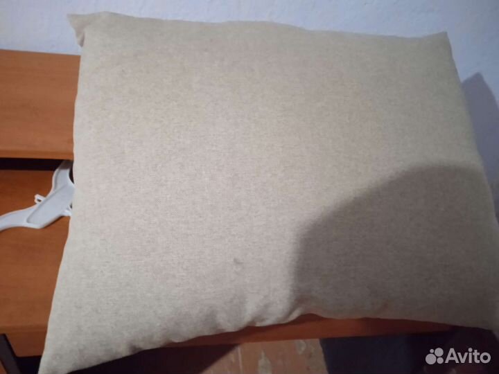 Подушки от дивана бу, 3, шт