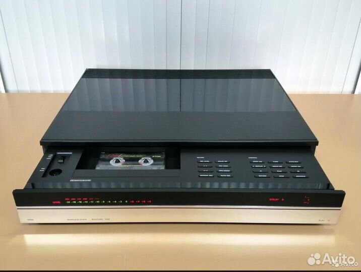 Bang and Olufsen Beosystem 7000+панель управления