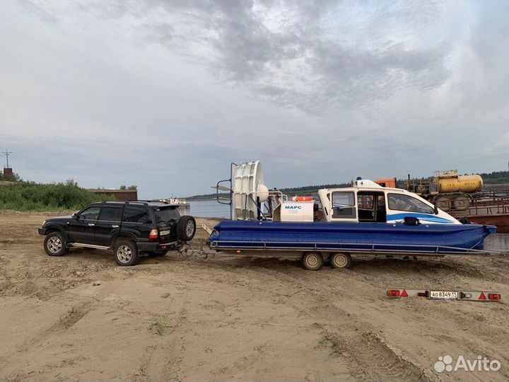 Катер на воздушной подушке Марс 700