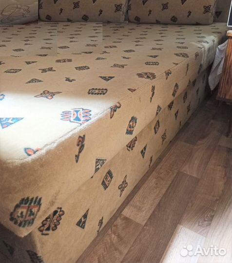 Продаю Кровать