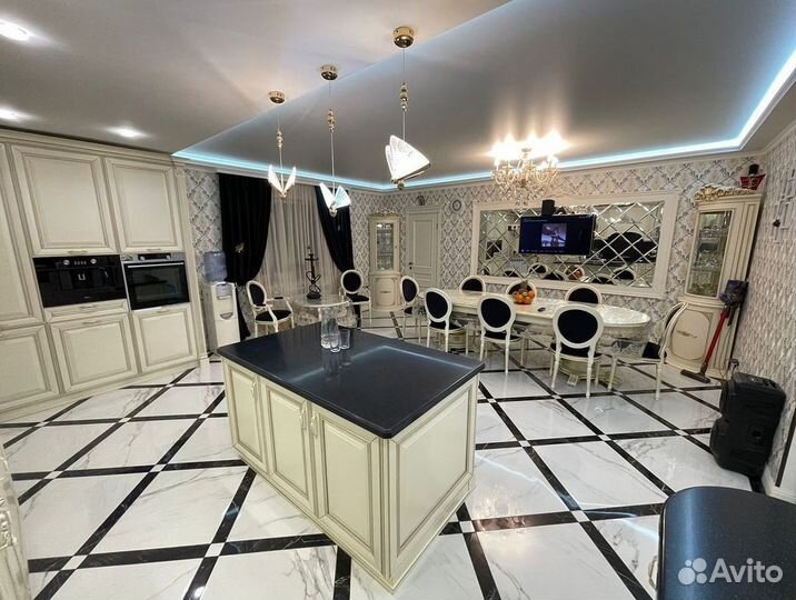 Кухня угловая (на заказ)