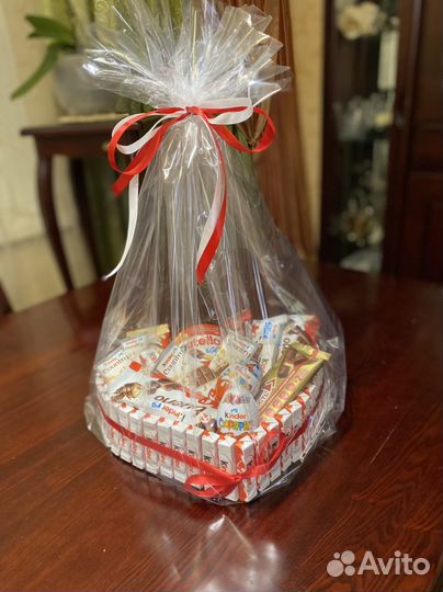 Сладкие букеты из конфет