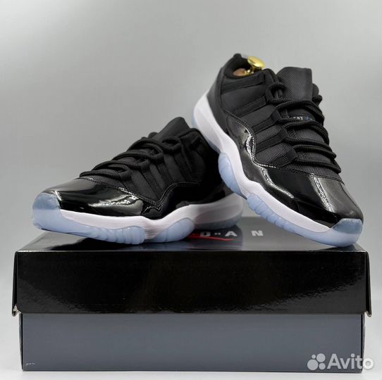 Nike Air Jordan 11 Retro Low