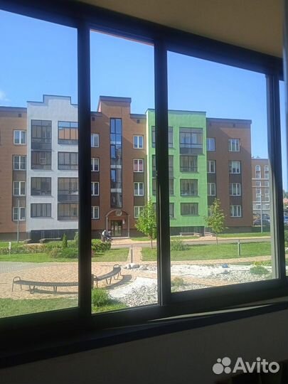 Оконный блок для лоджии алюминиевный