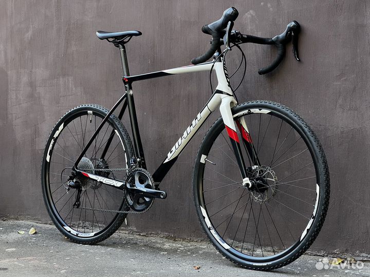 Гревел Giant TCX SLR