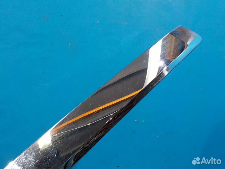 Накладка двери багажника KIA Sorento 2 (XM) 2009-2