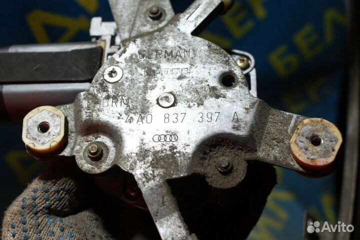 Стеклоподъемник передний левый Audi A6 C4