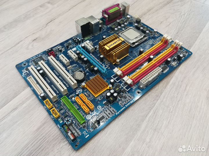 Материнская плата с процессором LGA 775