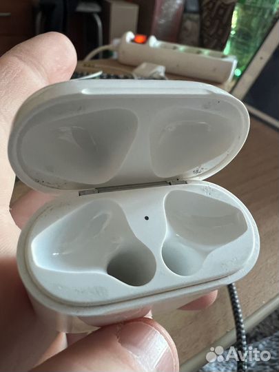 AirPods 2 MV7N2RU/A
