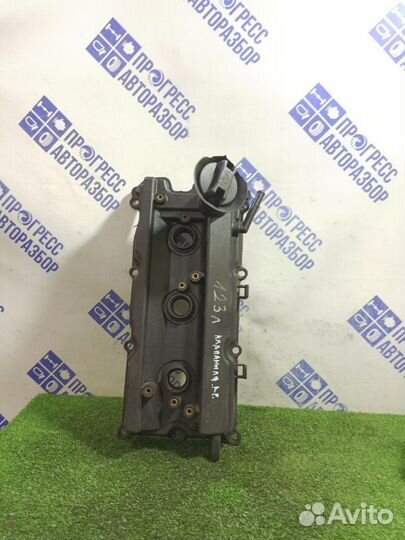 Клапанная крышка левая Infiniti G35 седан 3.5