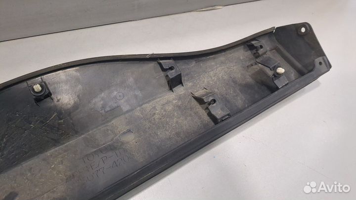 Молдинг двери Toyota RAV 4 2018, 2020