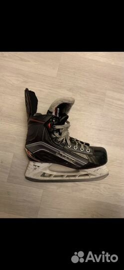 Хоккейные коньки bauer vapor