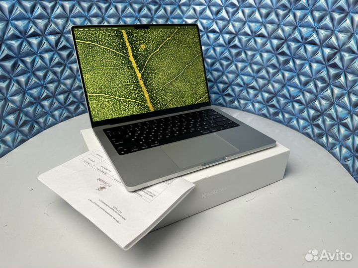 MacBook Pro 14 2023 M2 Pro 512Gb (60 циклов)