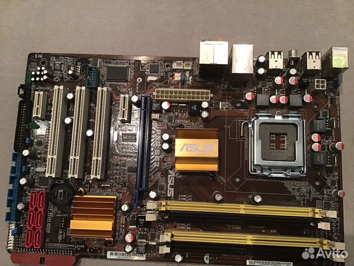 Продается материнская плата asus P5Q SE2