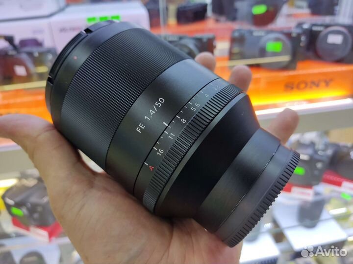 Sony FE 50mm f/1.4 (sel50f14z) S№1813255 б.у