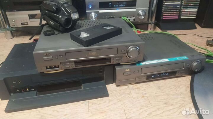 Оцифровка видеокассет.Ретушь фото,негативов,слайдо