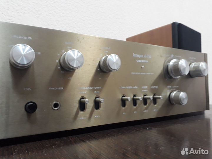 Усилитель Onkyo Integra A-755