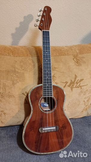 Fender Montecito Koa Tenor Ukulele