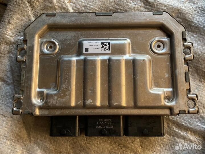 Блок управления двигателем Renault