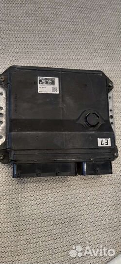 Блок управления двигателя Toyota 8966133C31