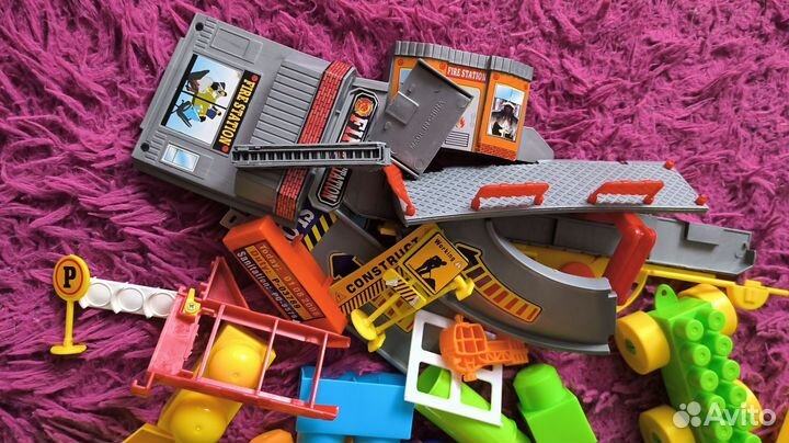 Конструктор для малышей+паркинг. Пакет