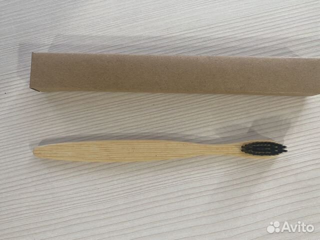 Бамбуковая натуральная зубная щетка черная