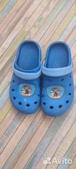 Crocs j1