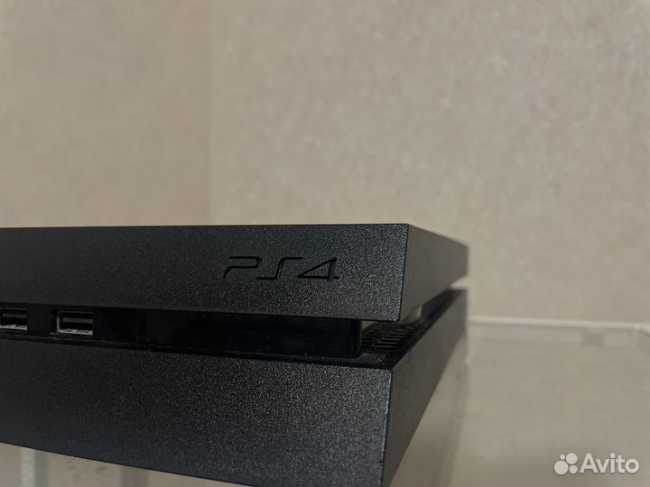 Игровая приставка sony ps4