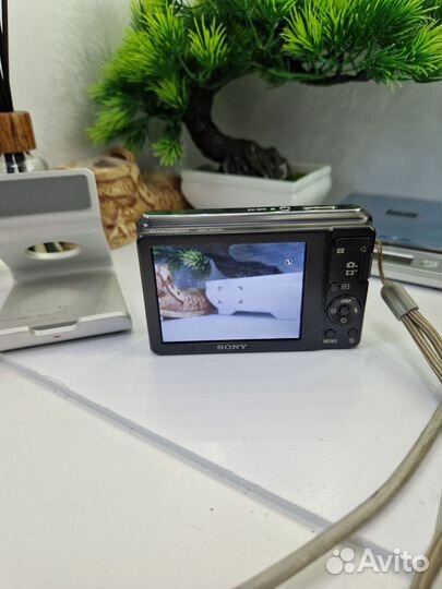 Компактный фотоаппарат sony cyber shot DSC-S2100
