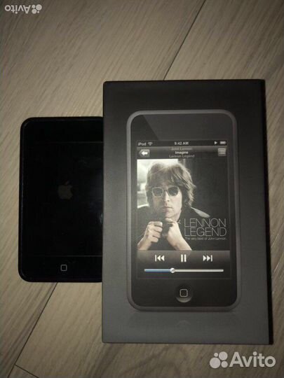 Apple iPod touch 1 8 gb