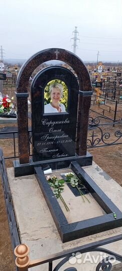 Памятники из гранита и мрамора