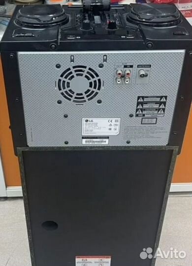 Музыкальный центр