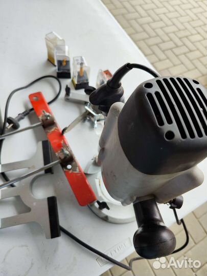 Фрезерный станок по дереву ручной