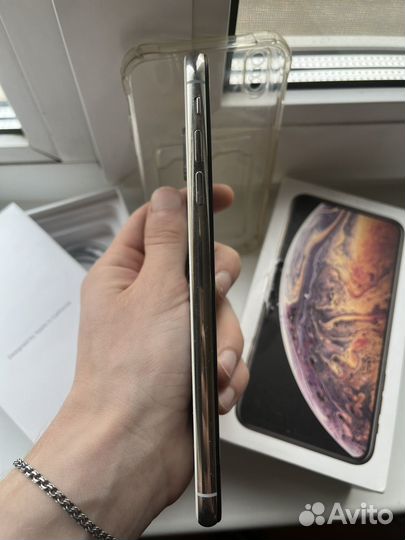 iPhone Xs Max, 64 ГБ