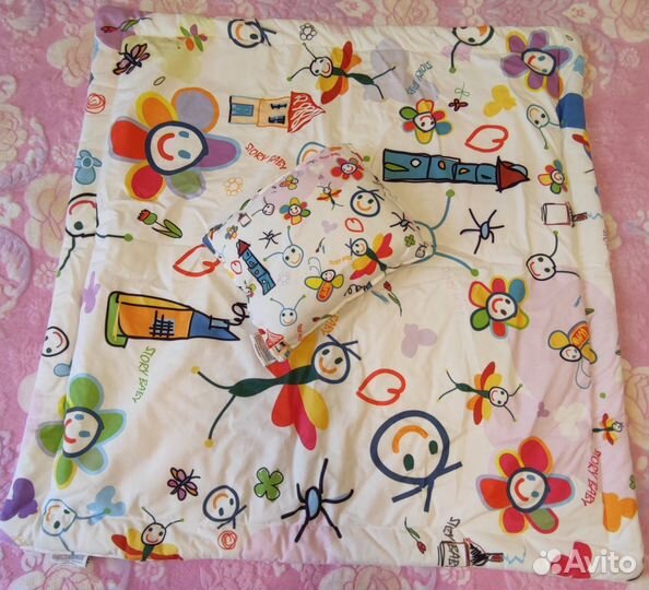 Красивый наборчик, новый, одеялко + подушечка