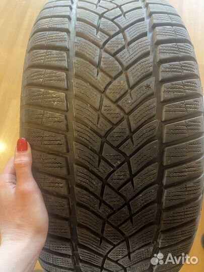Goodyear UltraGrip Performance+ 245/45 R17 99V