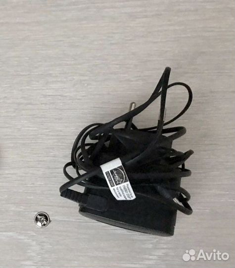 Зарядное устройство