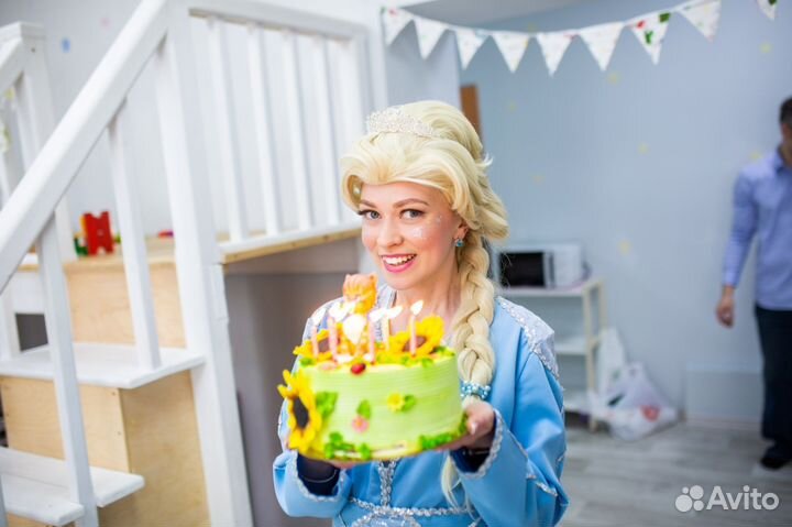 Аниматор Выпускной Шоу Тик-Ток Уенсдей Челлендж