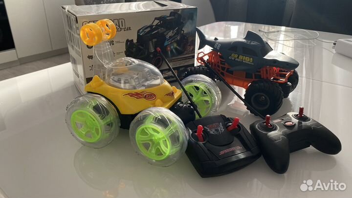 Машина на пульте управления внедорожник