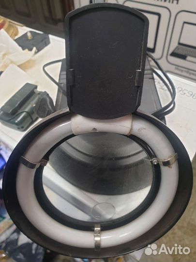 Лампа лупа настольная(не светит)