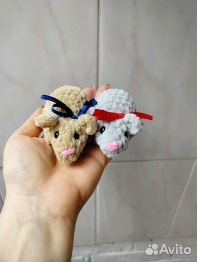 Мышки вязаные