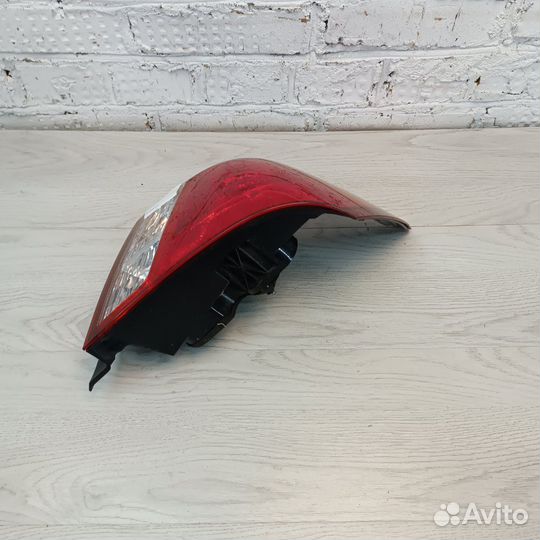 Фонарь правый Subaru Impreza GE8 2010