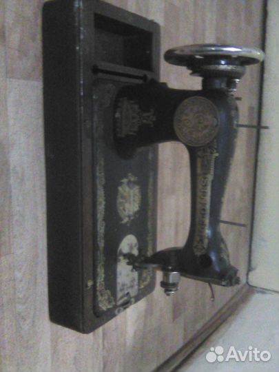 Швейная машинка 